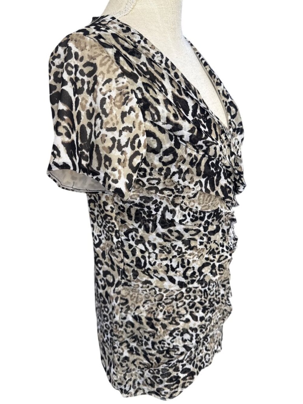 Style & Co Leopard Print V-Neck Short Sleeve Ruched Top Size L - Picture 3 of 8